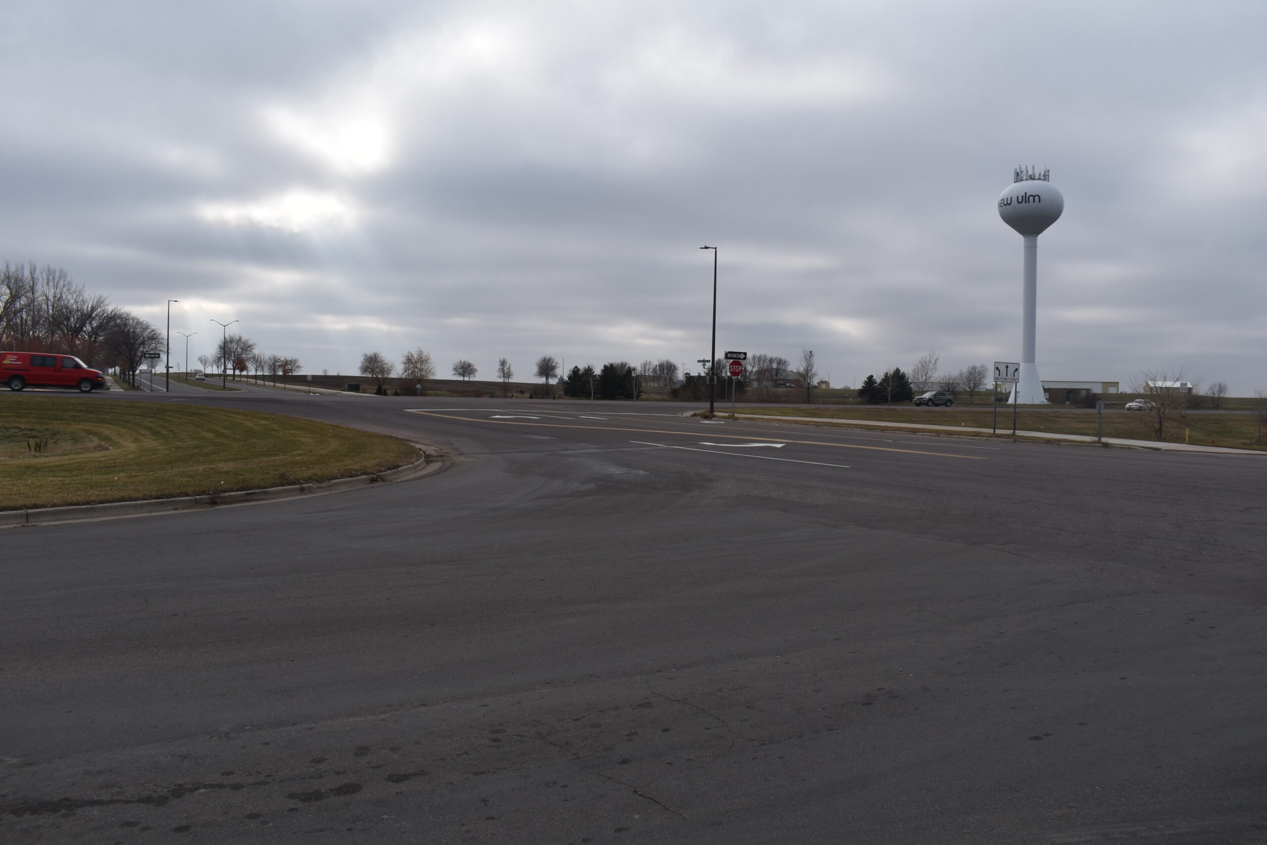Su Roundabout NU Council approves roundabout proposal | News, Sports, Jobs - The Journal